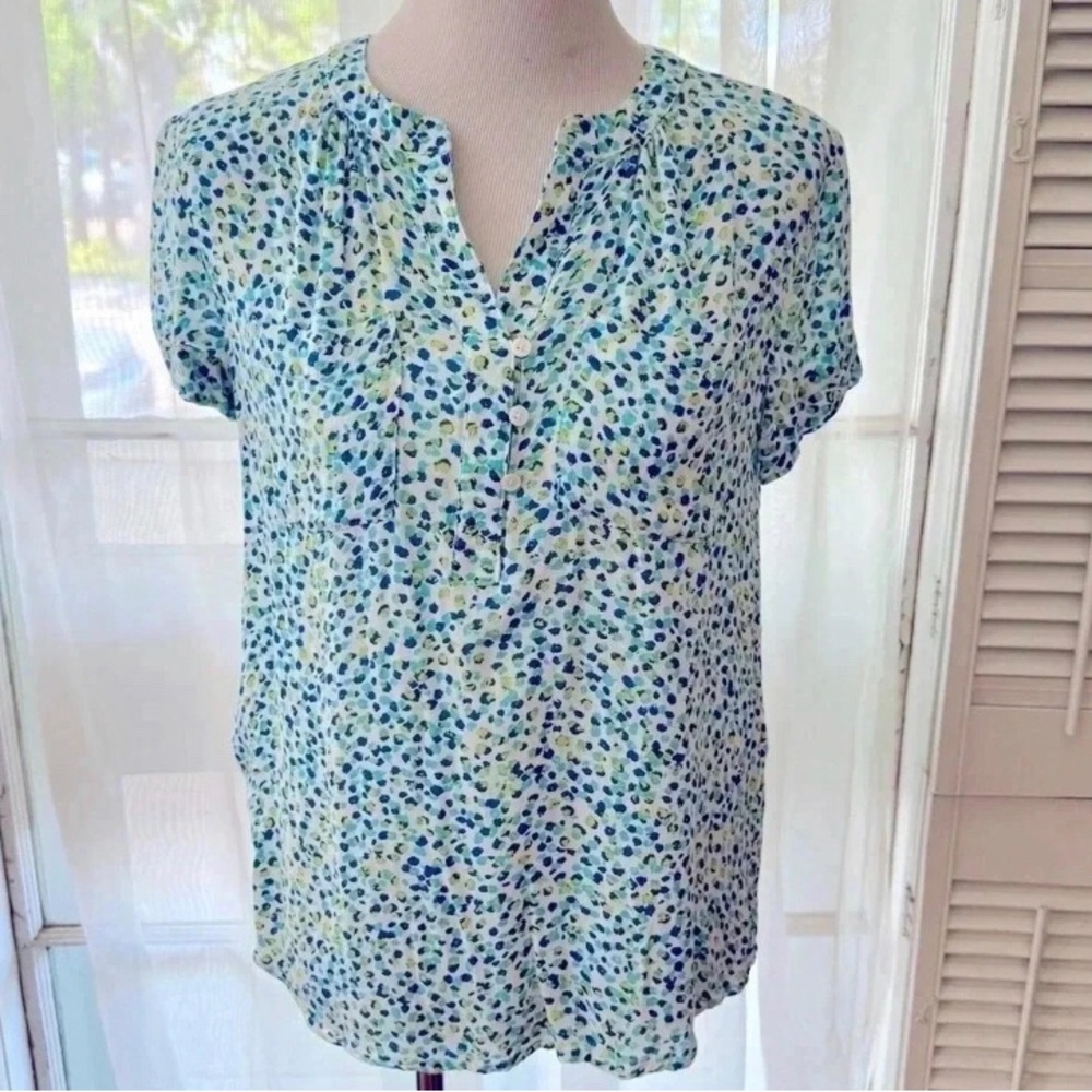 Elegant Blue Floral Blouse with Lace Trim